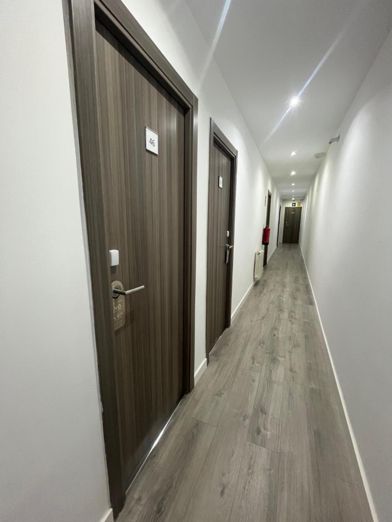 Hostal Abril Madrid Exterior photo